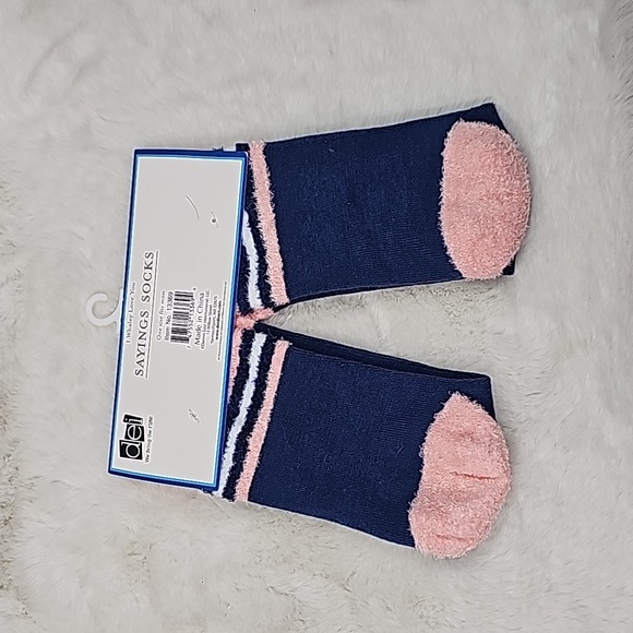 DEI I Whaley Love You Saying Socks - Picture 3 of 3